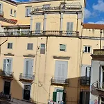 Trinita\' Maggiore Home/ Historic Center