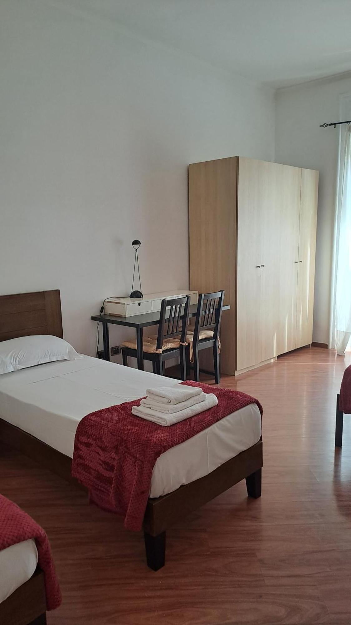 Trinita' Maggiore Home/ Historic Center *