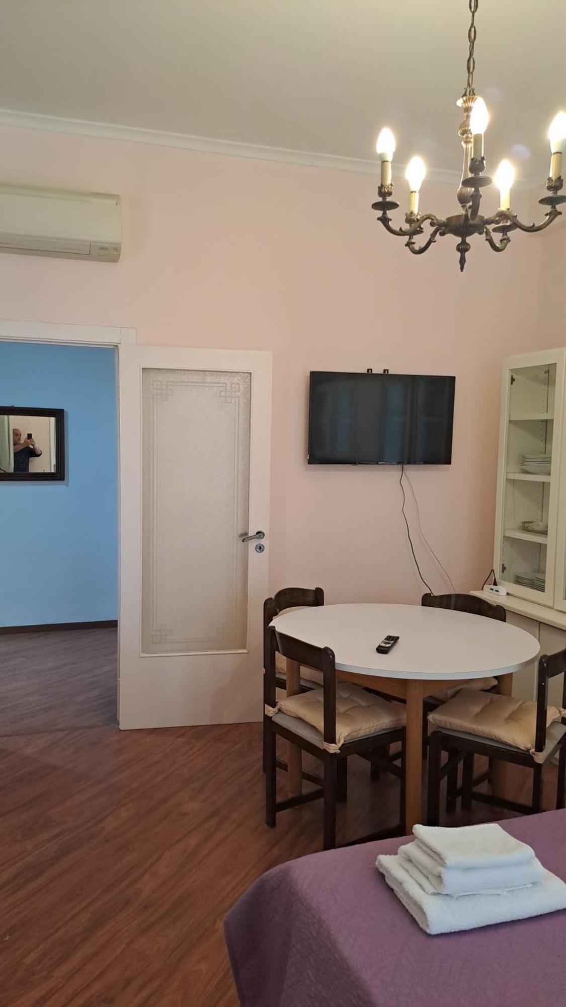 Trinita' Maggiore Home/ Historic Center * Naples